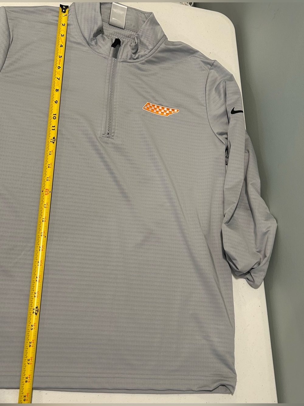 Nike Men’s Dri-FIT Victory Tennessee Vols 1/4 Zip Long Sleeve Shirt - Picture 9 of 14